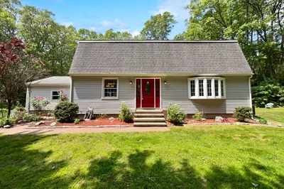 2 Roe Ln 1
