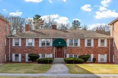 180 Tyngsboro Rd #16B 1