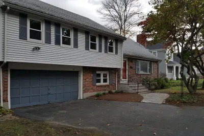 76 Wellesley Ave #76