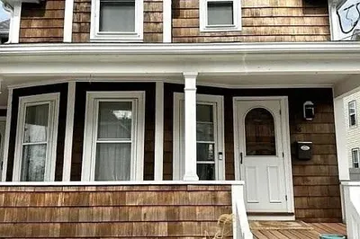 58 Beacon St