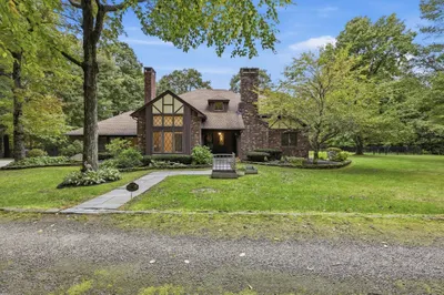 43 Paradise Lake Rd 1