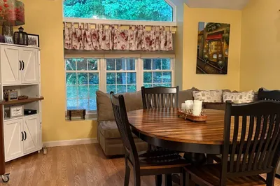 401 Ridgefield Cir #401D 1