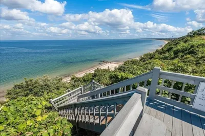2 Westcliff Dr #2 1