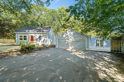 37 Malden Avenue 1