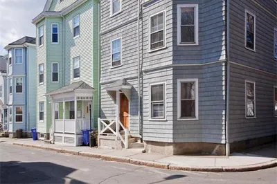 39 Prince St #1 1