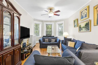 384 Riverway #4 1