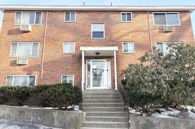 6 Norumbega Terrace #10 1