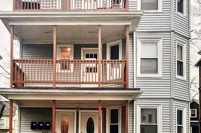 23 Montfern Ave #3 1