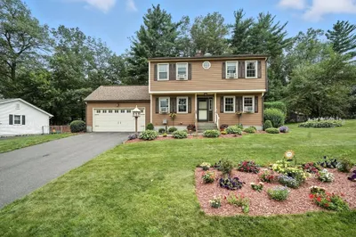 28 Sterling Dr 1