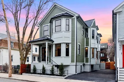 38 Howard St 1