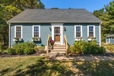 6 Hickory Dr 1