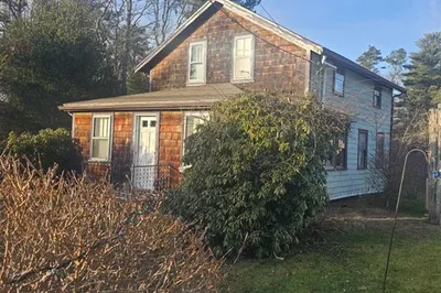 1019 Point Road 1