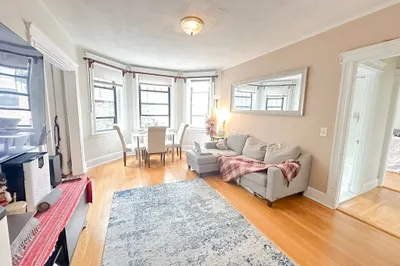 120 Riverway #12A
