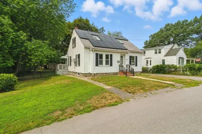 35 Lincoln St