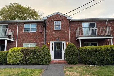 4 Kingswood Dr #3 1