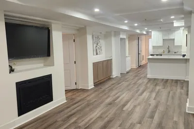 40 Highland Ave #8 1