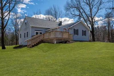 246 Erickson Rd 1