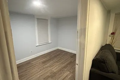 75 Milk St #1B