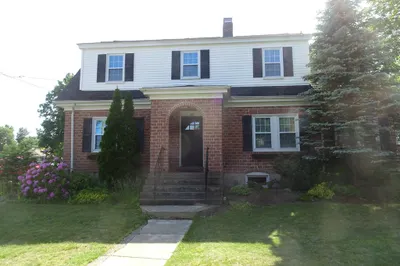 80 Center St 1