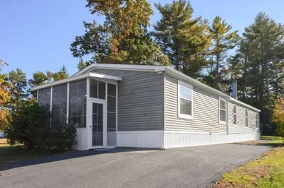 33 Adams Circle 1