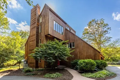 115 South Meadow Road 1