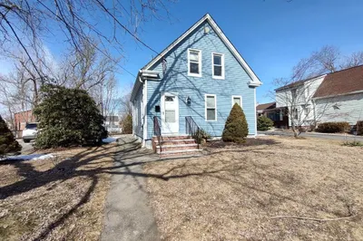 20 Monroe St