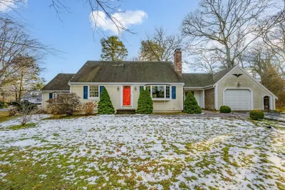 3 Nickerson Rd