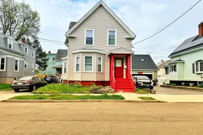106 Eutaw Ave 1