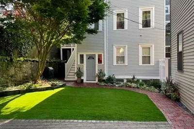2 1/2 Mount Vernon Street #B