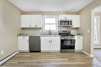 12 Franklin Ave #4