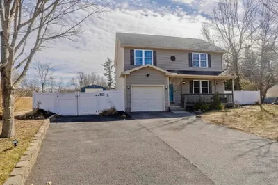 31 Acrebrook Rd 1