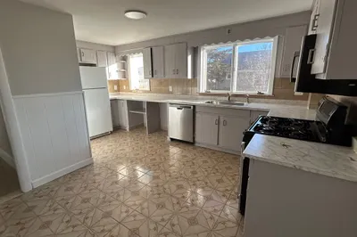 21-21a Carney St #2