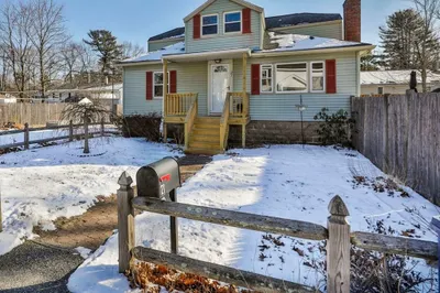 21 Jones Ave 1