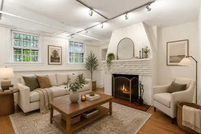 112 Pinckney Street #4