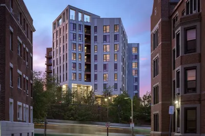 1515 Commonwealth Ave #814 1