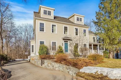 381 Thoreau Street 1