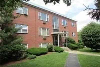 1105 Lexington Street #11-6 1