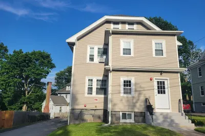 18-20 Roselin Ave #2 1