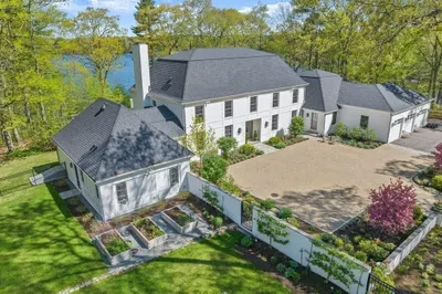 151 Forest St 1