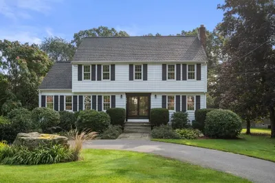 397 Stow Rd 1
