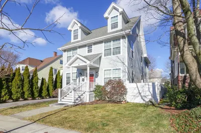 19 Avalon Rd 1