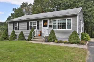 43 Mount View Dr