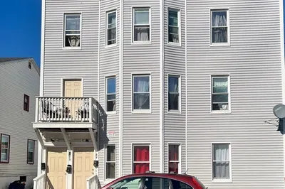 87-89 Margin St 1