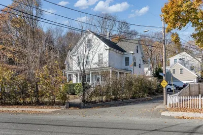 156 Salem Street