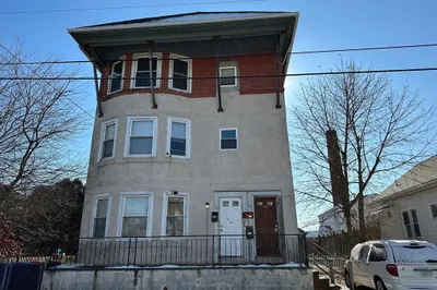 182-184 Glennon St 1