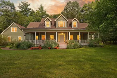 32 Ashland Road 1
