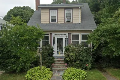 77 Autumn St 1