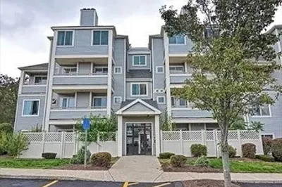 200 Falls Blvd #G301