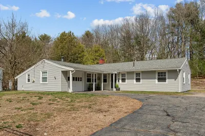 17 Mary Agnes Rd