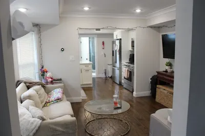 15 Pomeroy St #15